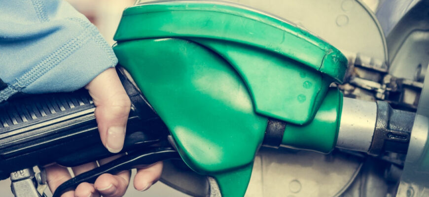 Как быстро и правильно заправлять машину