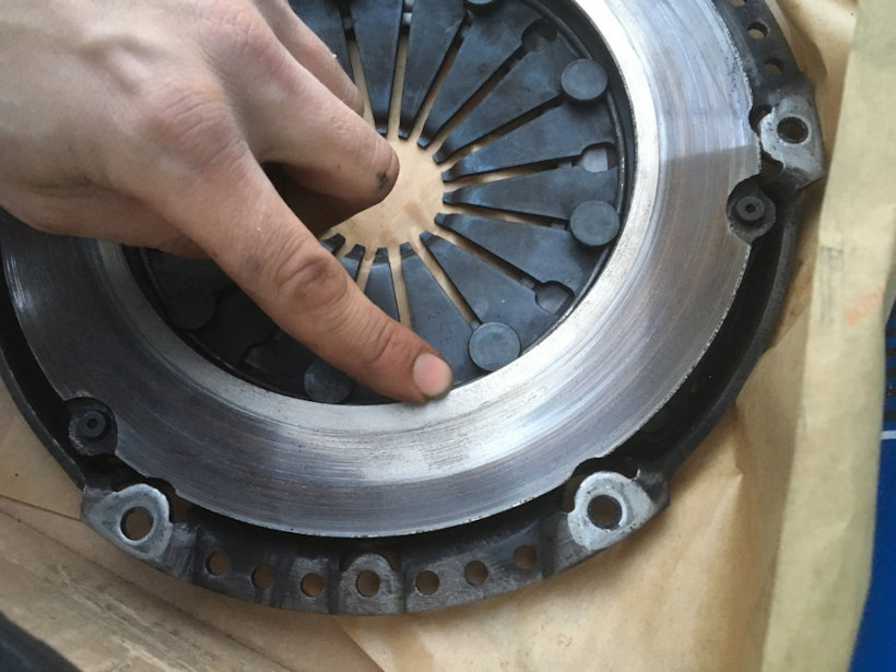 Основные причины пробуксовки сцепления