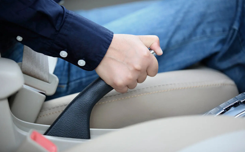 Принцип работы ручника в машине