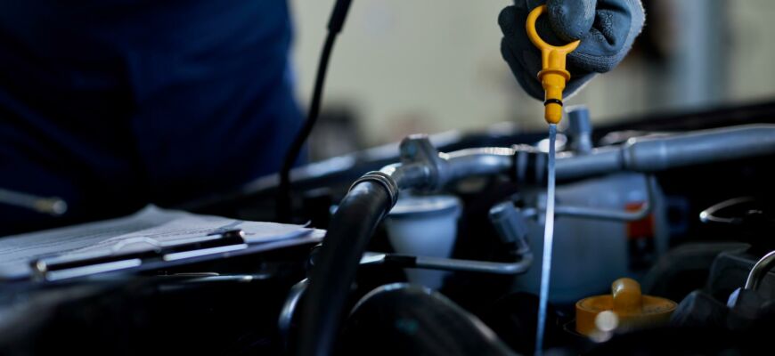 Замена масла в МКПП (КПП) Рено Логан: