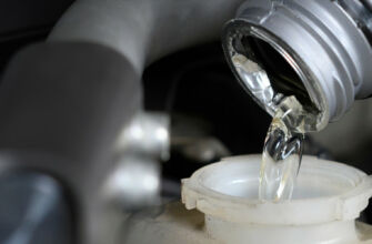 Как заменить тормозную жидкость своими руками: пошаговая инструкция