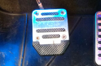 Машина не реагирует на педаль газа: причины и их устранение