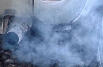 Синий дым из выхлопной трубы: поиск и диагностика неисправностей
