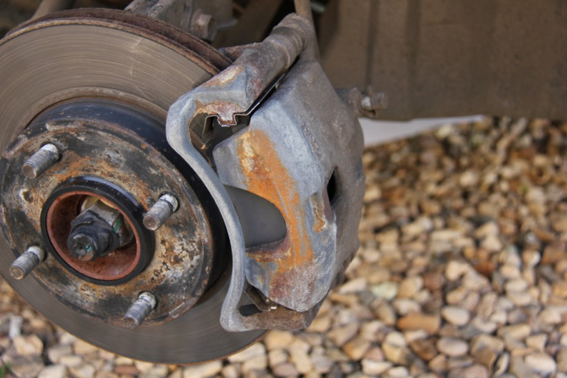 Вибрация при торможении