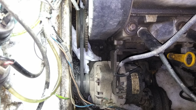 Почему свистит ремень генератора